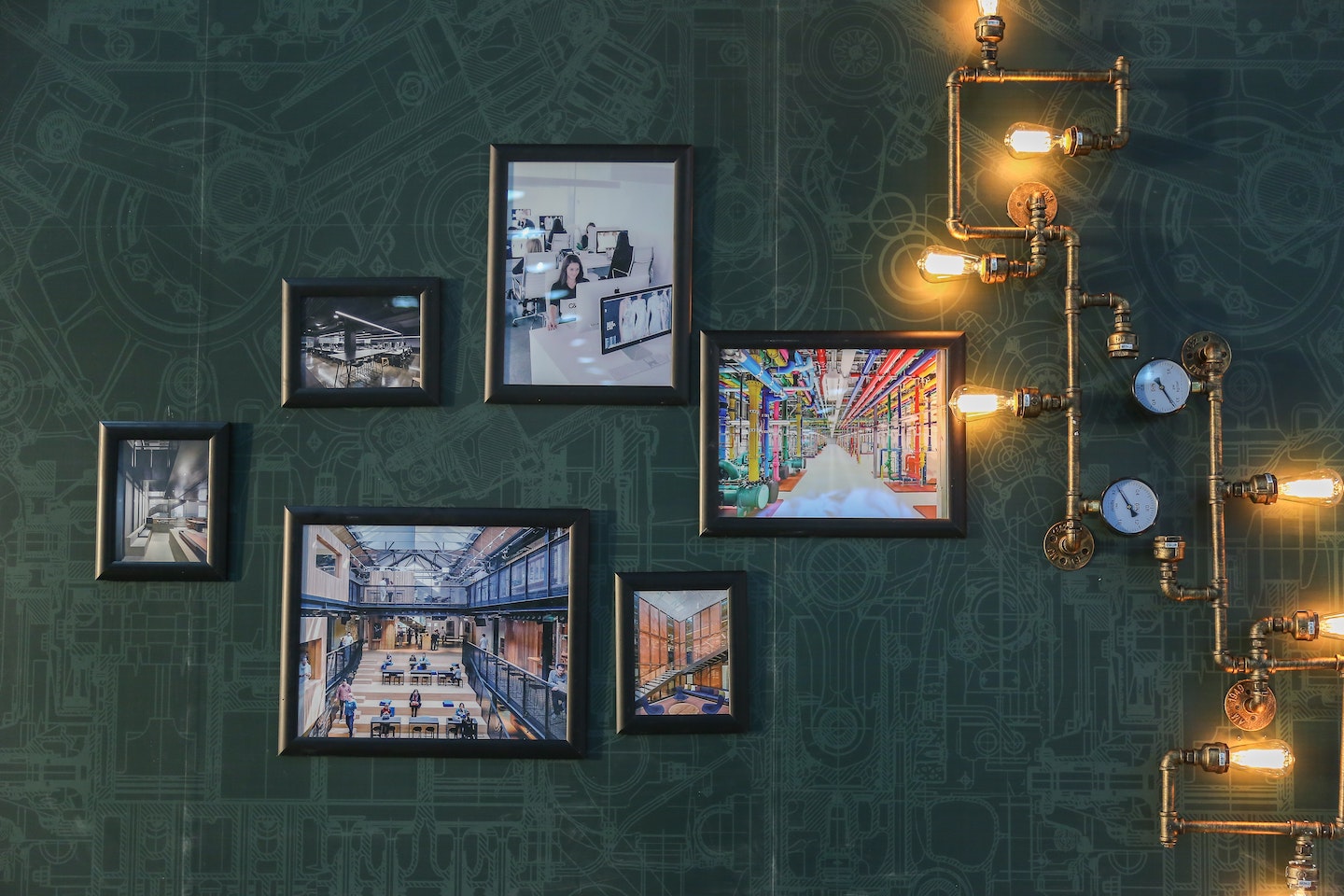 Image of picture frames in black in different uncommon sizes