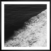 Gallery wall with picture frame in black in size 50x50 with print "Swell from waves"