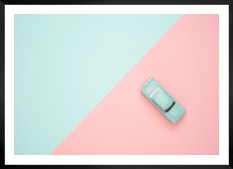 Gallery wall with picture frame in black in size 50x70 with print "Blue car and pink"