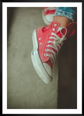 Gallery wall with picture frame in black in size 50x70 with print "Red shoes"