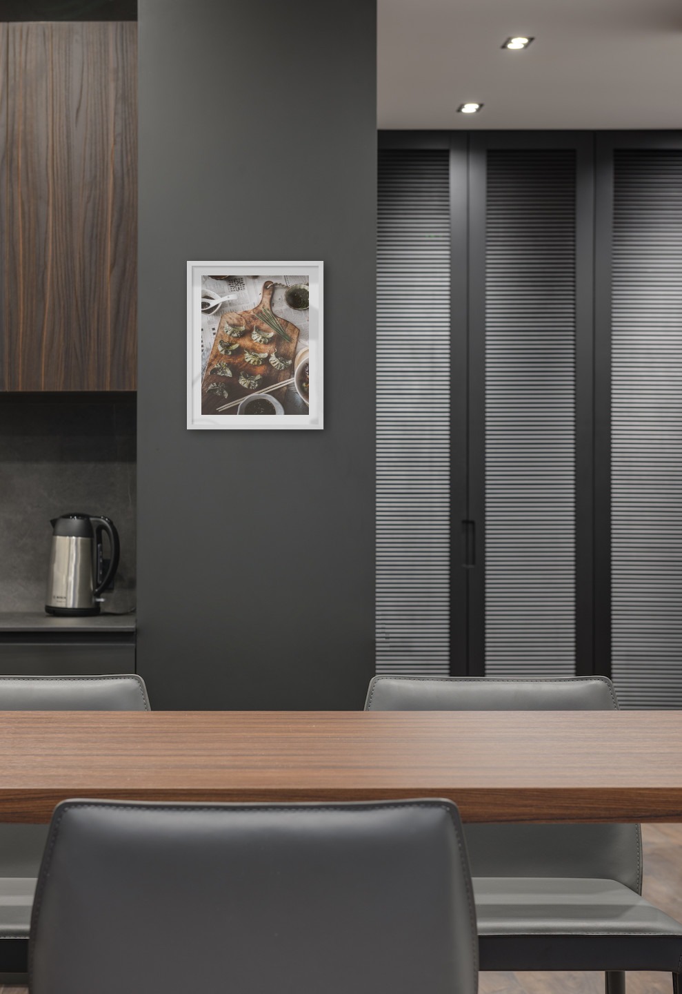 Gallery wall with picture frame in white in size 40x50 with print "Dumplings"