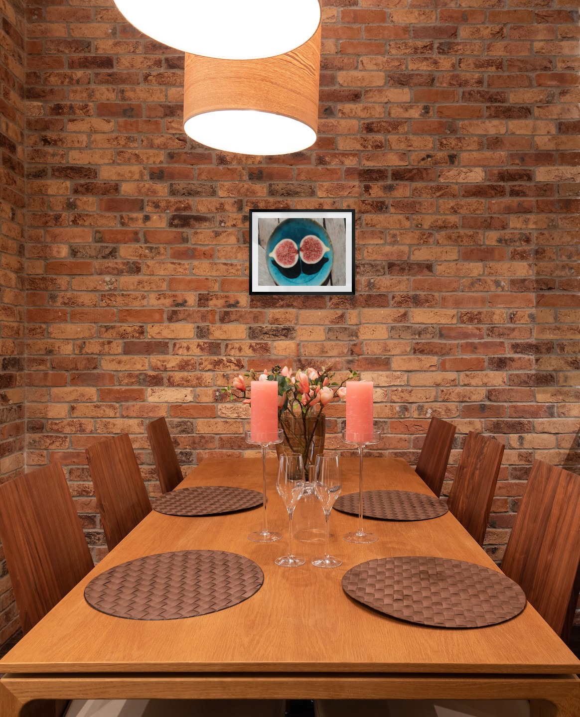 Gallery wall with picture frame in black in size 40x50 with print "Opened fruit"