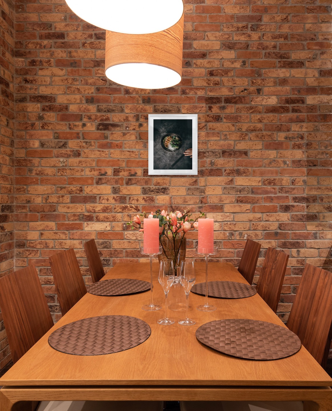 Gallery wall with picture frame in silver in size 40x50 with print "Bowl"