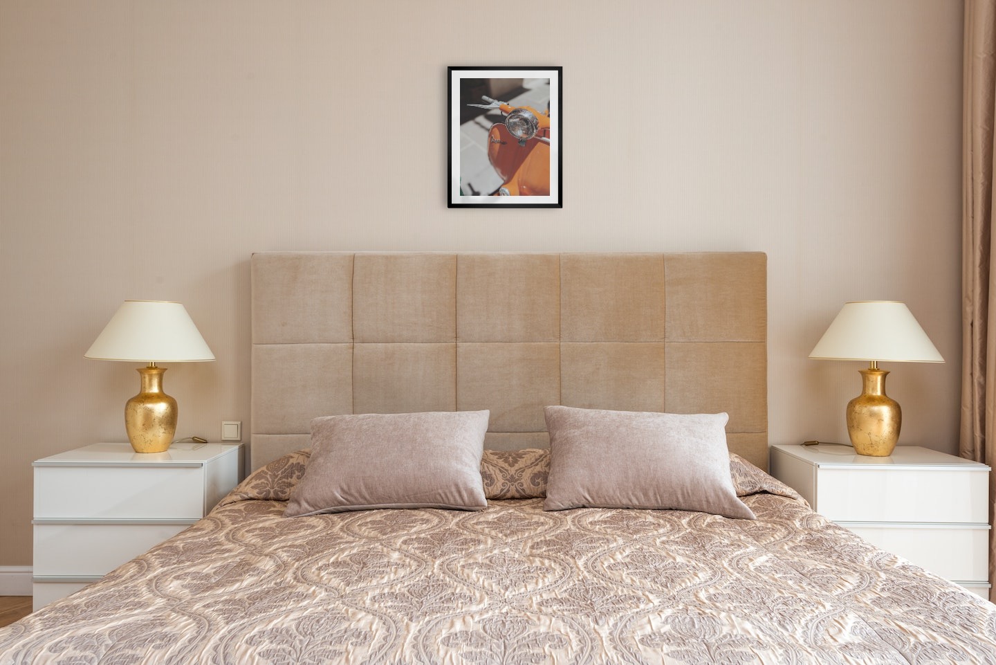 Gallery wall with picture frame in black in size 40x50 with print "Orange vespa"